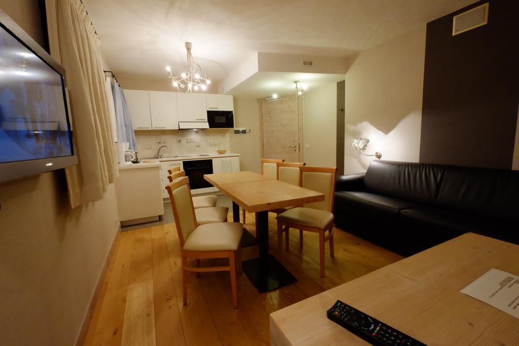 Chalet C'Est La Vie Livigno Rum bild