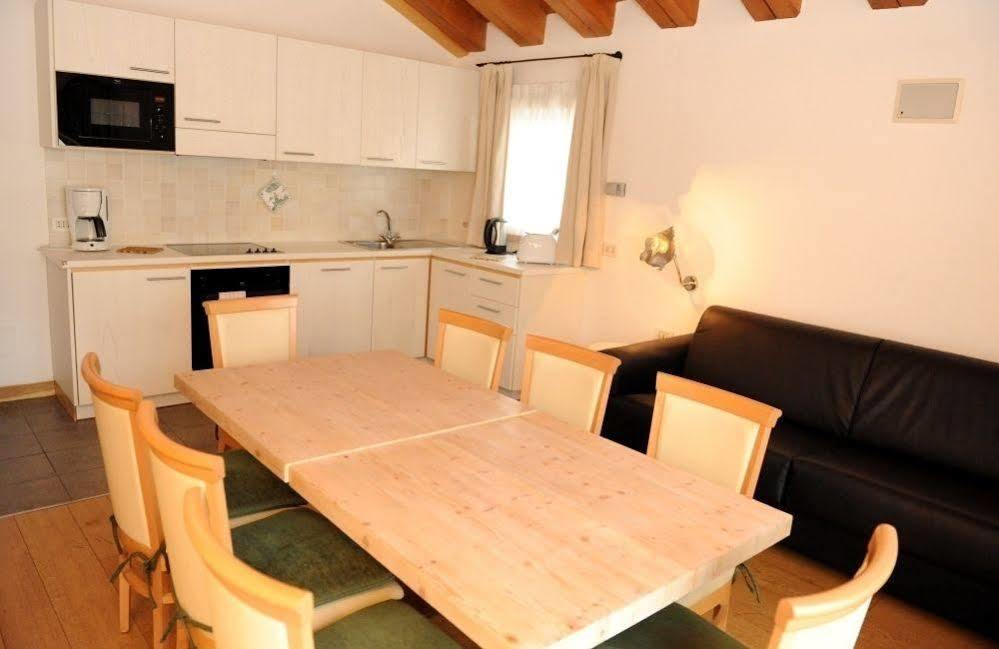 Chalet C'Est La Vie Livigno Exteriör bild