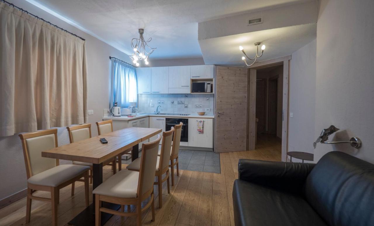 Chalet C'Est La Vie Livigno Exteriör bild